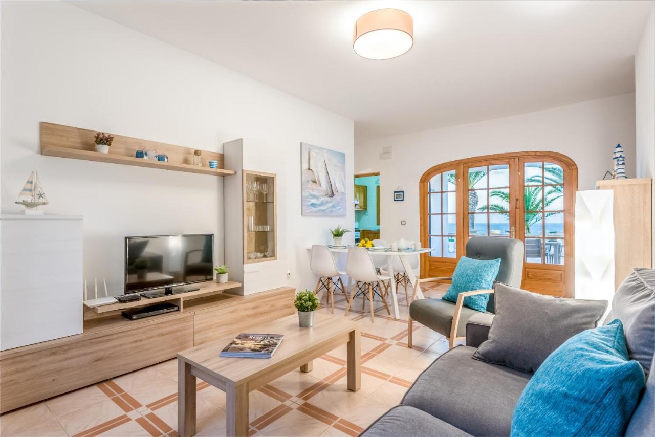 Villa Lali Arenal d'en Castell Buitenkant foto